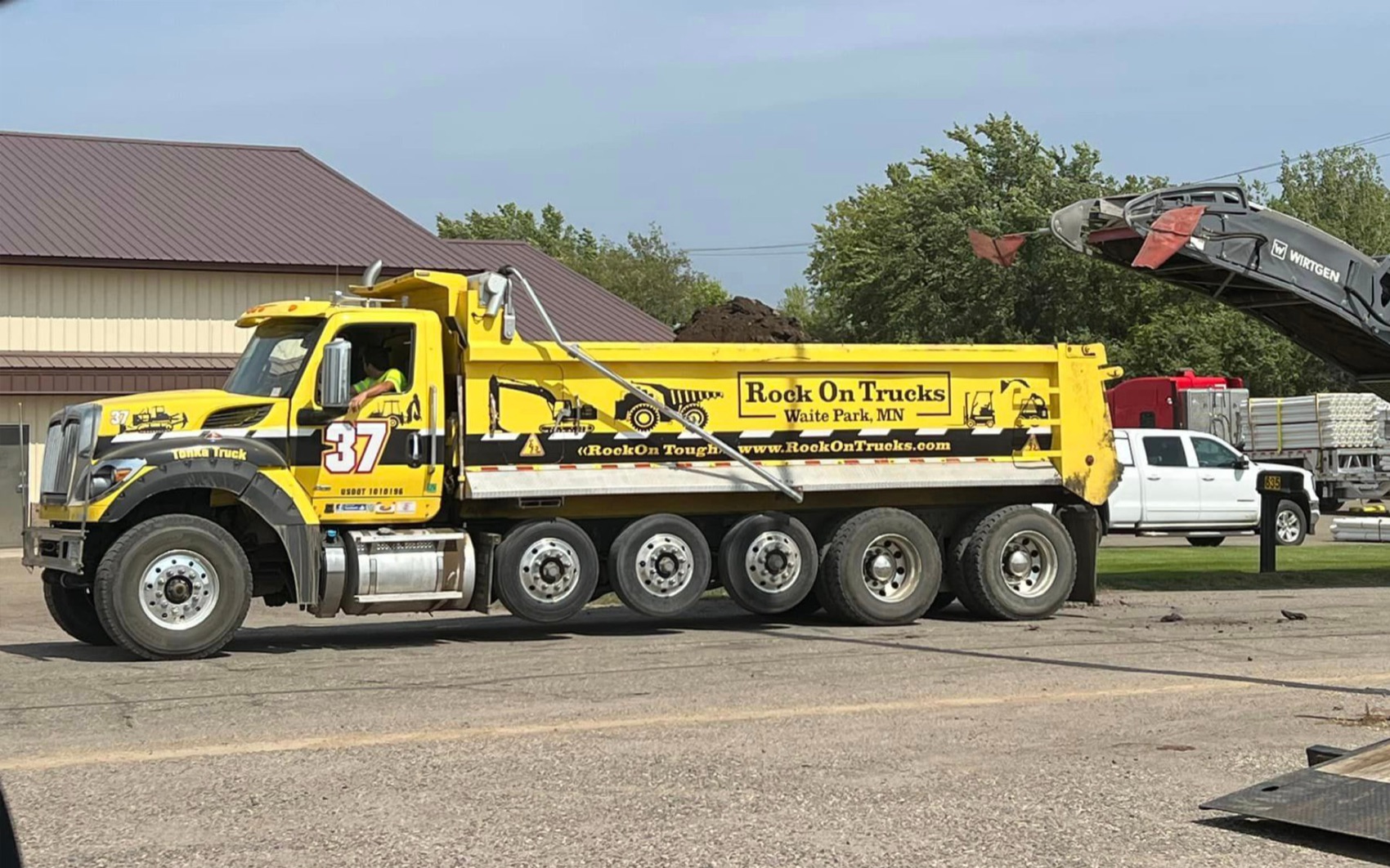 Rock On Trucks equipment serving South Dakota